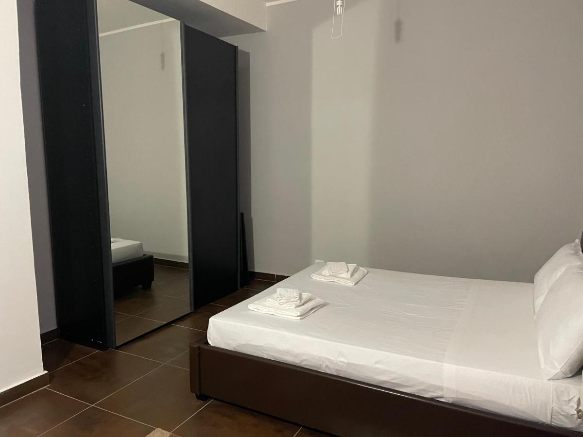 Apartmán La Casa Di Bea Lecce Exteriér fotografie